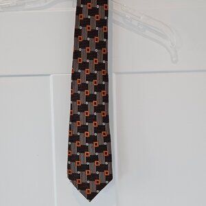 Kenneth Roberts Platinum 100% Silk Tie
